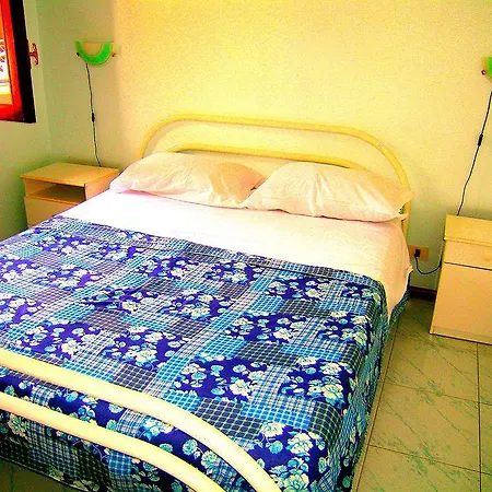 Hotel Fondachello Village 3*